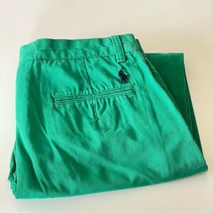 Men’s Green Polo Pants in great condition! Very high quality hardly been worn.